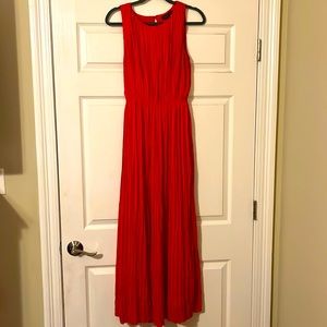 Banana Republic silk pleated dress